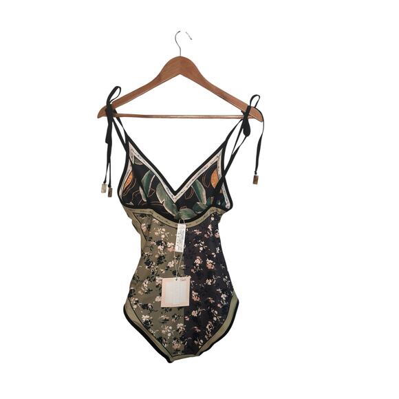 Visual Mood Reversible One Piece Swimsuit Women’s Small NWT – - Picture 4 of 16